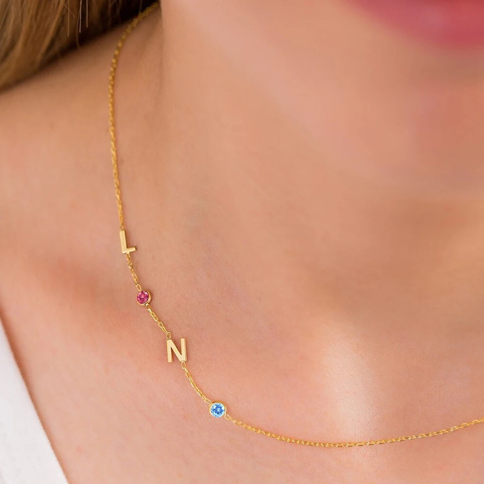 Sideway Initiaal & Geboortesteen Ketting