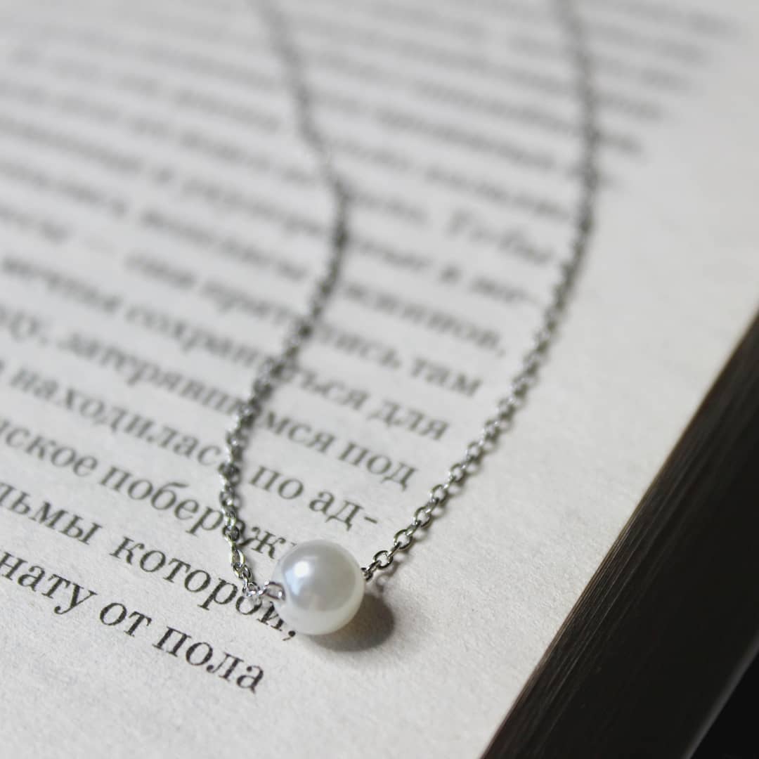 Fijne enkele parel ketting