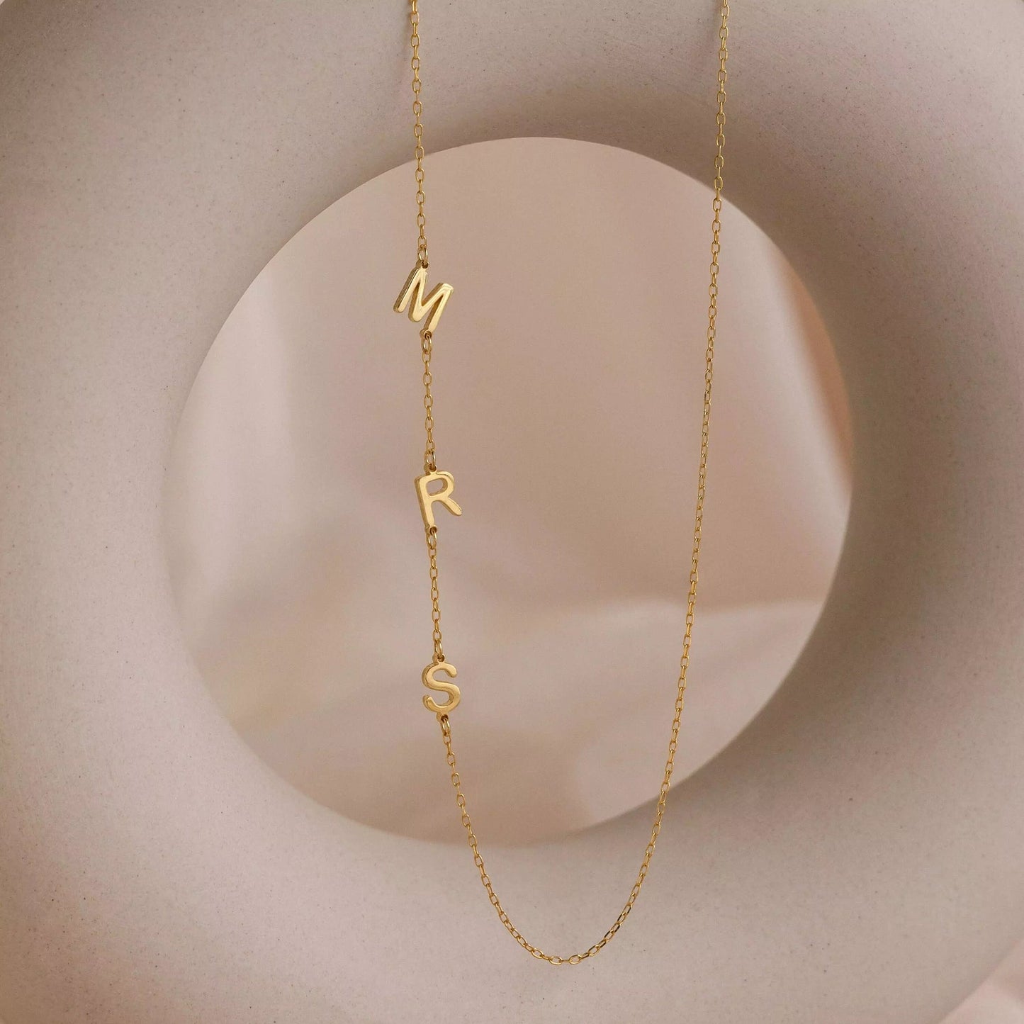 Sideway Initiaal Ketting