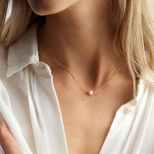 Fijne enkele parel ketting
